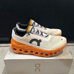 ON Women’s Cloudmonster